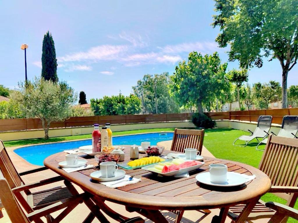 Вилла Casa Ylenia Castell-Platja d'Aro Экстерьер фото